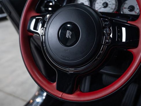 Used 2017 Rolls-Royce Wraith RWD image 45