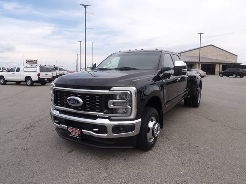 Used 2024 Ford F350 King Ranch w/ Chrome Package AWD/4WD image 65