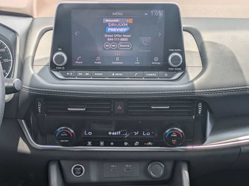 Used 2021 Nissan Rogue SV FWD image 20