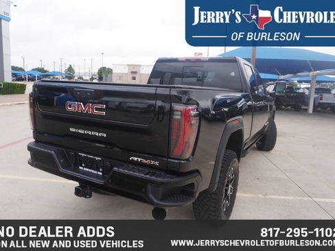 Used 2026 GMC Sierra 2500 AT4X AWD/4WD image 5