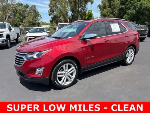 Used 2018 Chevrolet Equinox Premier FWD image 3