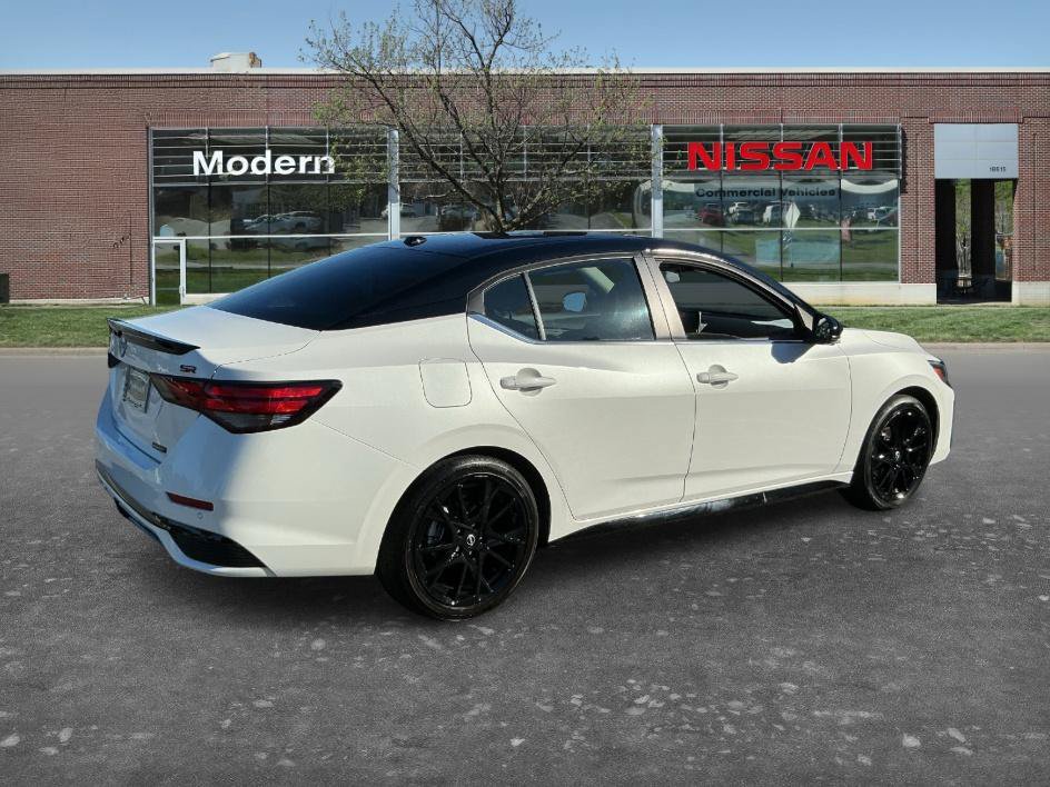 Certified 2025 Nissan Sentra SR w/ SR Premium Package FWD image 4