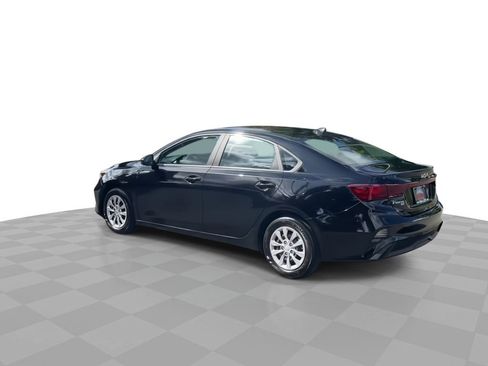 Used 2022 Kia Forte Sedan FWD image 6