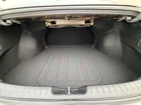 New 2026 Hyundai Elantra Hybrid FWD image 30