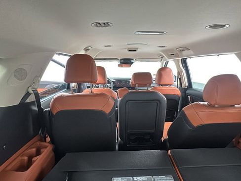 New 2026 Kia Carnival EX image 19