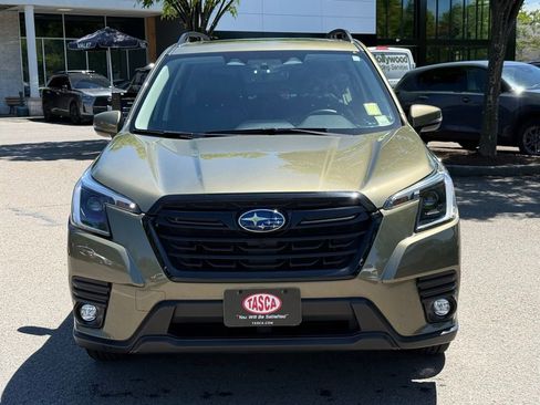 Used 2024 Subaru Forester Limited AWD/4WD image 3