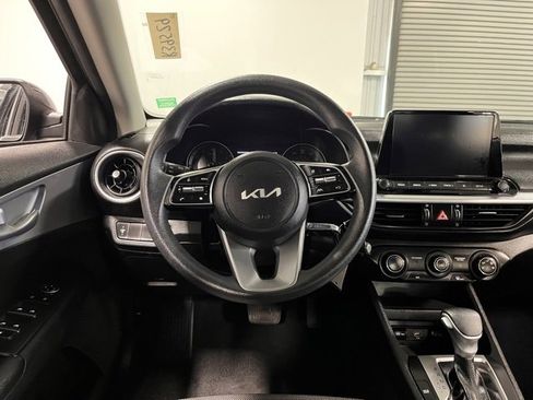 Used 2023 Kia Forte LXS image 21