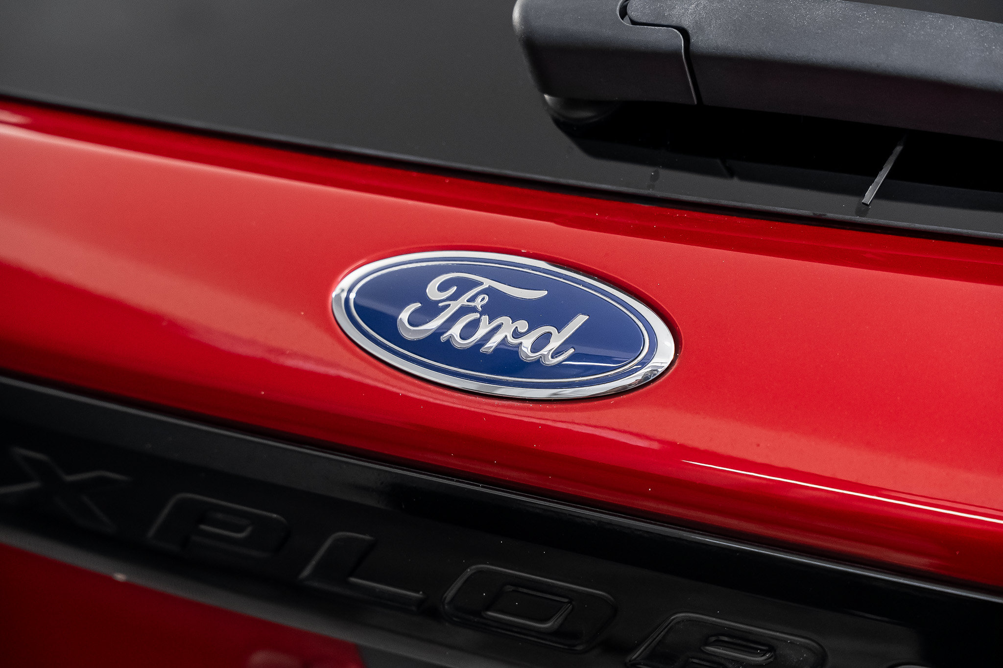 Used 2020 Ford Explorer Platinum w/ Premium Technology Package AWD/4WD image 27