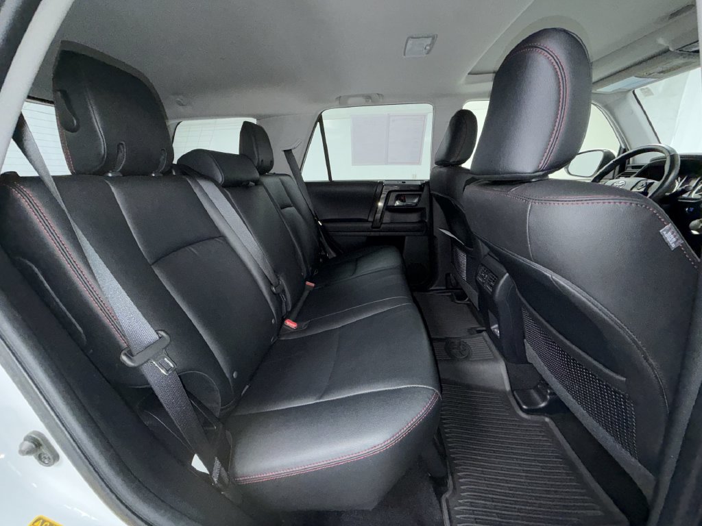 Certified 2024 Toyota 4Runner TRD Off-Road Premium w/ Moonroof Package AWD/4WD image 8