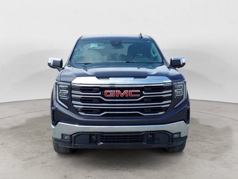 Used 2024 GMC Sierra 1500 SLT AWD/4WD image 8