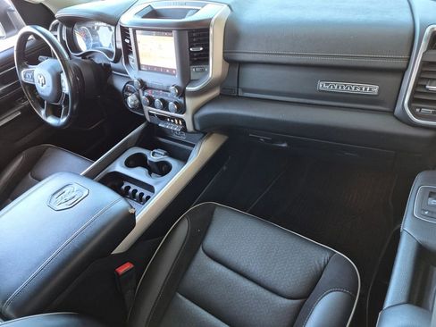 Used 2022 RAM 1500 Laramie AWD/4WD image 19