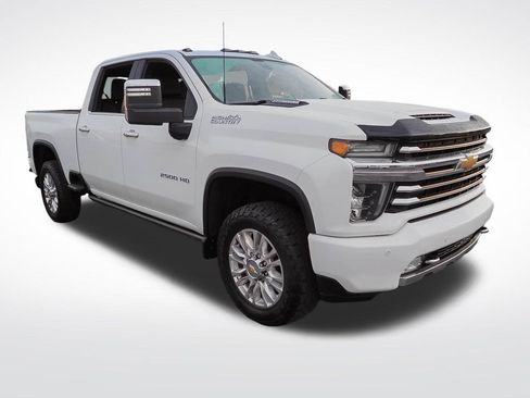 Certified 2023 Chevrolet Silverado 2500 High Country w/ Technology Package AWD/4WD image 3
