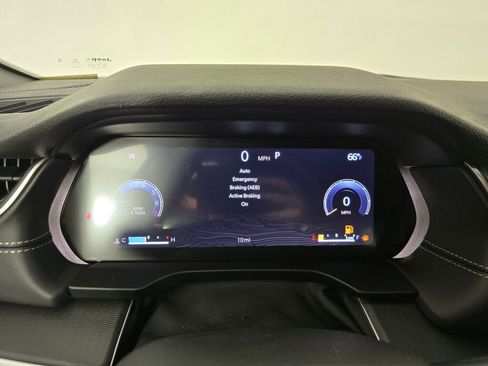 New 2025 Jeep Grand Cherokee Altitude image 20