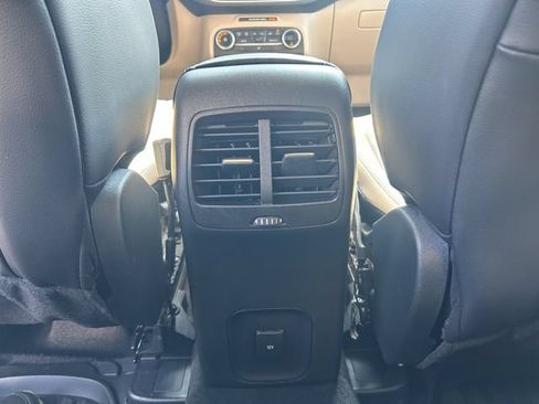 Used 2020 Ford Escape SEL AWD/4WD image 20