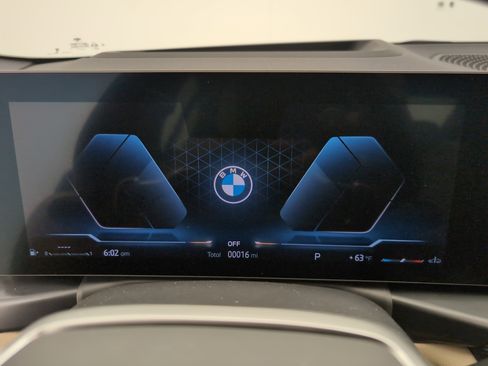 New 2025 BMW 330i Sedan w/ Premium Package image 15