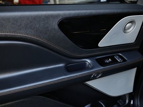 Used 2025 Lincoln Aviator Black Label w/ Jet Appearance Package image 25