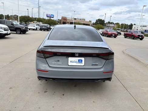 Certified 2025 Honda Accord Sport image 6