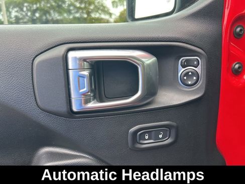 Used 2020 Jeep Wrangler Willys image 33