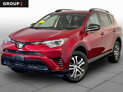 Used 2018 Toyota RAV4 LE w/ Carpet Mat Package