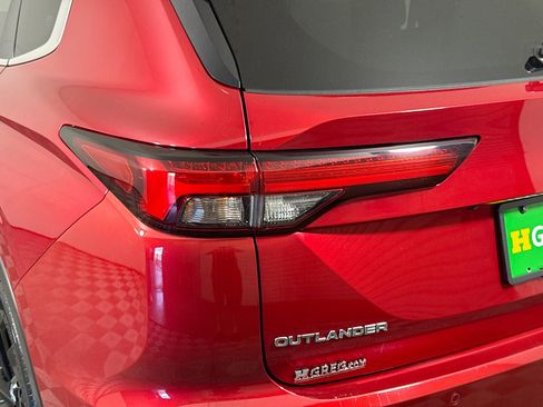 Used 2022 Mitsubishi Outlander SEL Black Edition image 35