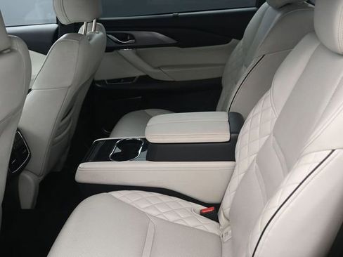Used 2023 MAZDA CX-9 Signature image 27