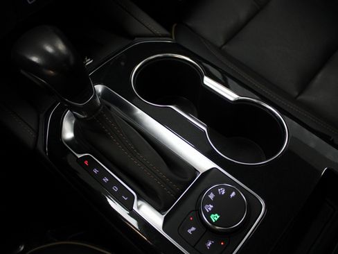 Used 2020 Chevrolet Blazer Premier w/ Driver Confidence II Package image 44