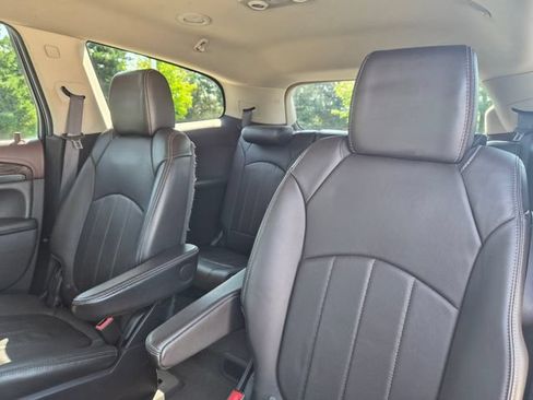 Used 2013 Buick Enclave Leather w/ Trailering Provision Package FWD image 34