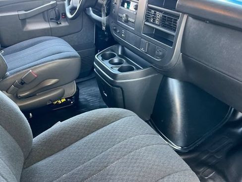Used 2025 Chevrolet Express 2500 w/ Driver Convenience Package RWD image 17