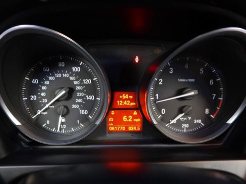 Used 2011 BMW Z4 sDrive30i image 19