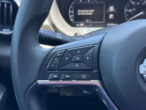 Used 2024 Nissan Kicks SV FWD image 22