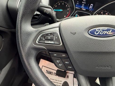 Used 2017 Ford Escape SE FWD image 11