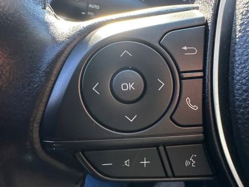 Certified 2023 Toyota Corolla Cross LE image 30