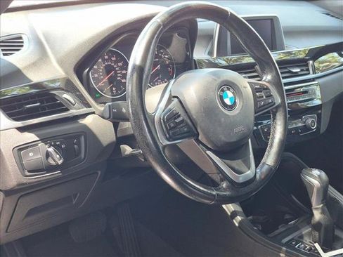 Used 2018 BMW X1 sDrive28i FWD image 3