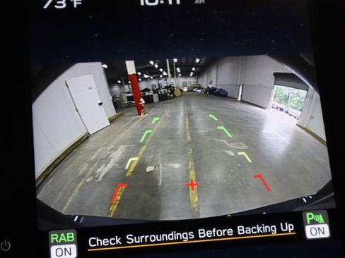 Used 2023 Subaru Legacy Limited image 7