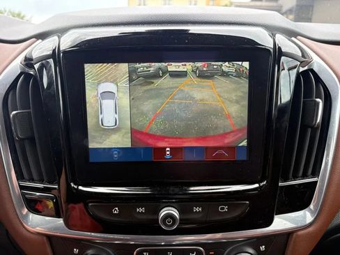 Used 2019 Chevrolet Traverse High Country w/ LPO, Floor Liner Package AWD/4WD image 26
