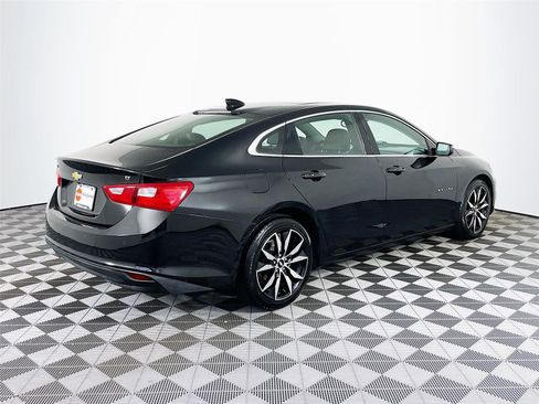 Used 2018 Chevrolet Malibu LT w/ Leather Package image 9