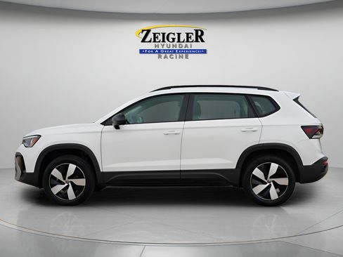 Used 2025 Volkswagen Taos S AWD/4WD image 4