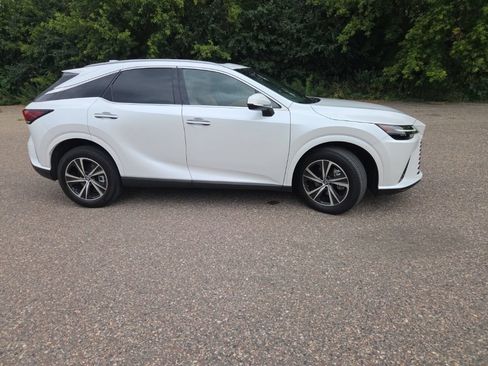Certified 2023 Lexus RX 350 Premium w/ Cold Area Package AWD/4WD image 18