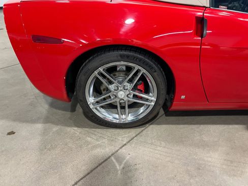 Used 2007 Chevrolet Corvette Convertible w/ Preferred Equipment Group image 35