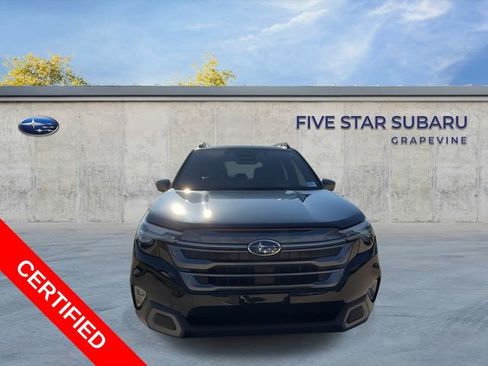 Used 2025 Subaru Forester Limited image 3