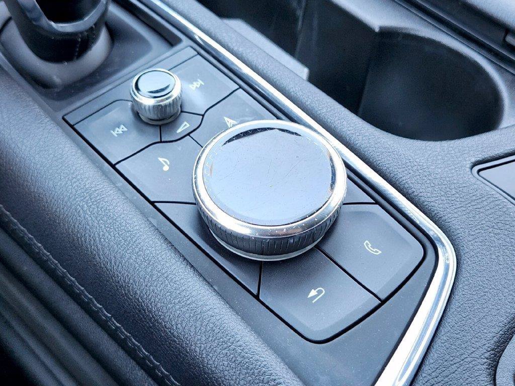 Used 2022 Cadillac XT5 Premium Luxury w/ Platinum Package AWD/4WD image 25