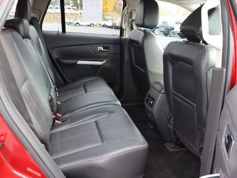 Used 2014 Ford Edge SEL w/ Equipment Group 205A image 16