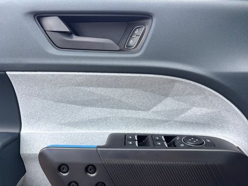 New 2025 Ford Maverick XLT w/ XLT Luxury Package image 16