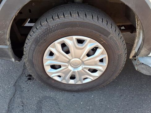 Used 2024 Ford Transit 250 Low Roof w/ Exterior Upgrade Package image 12