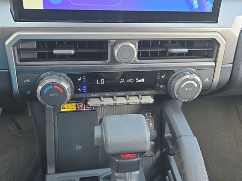 New 2026 Toyota 4Runner TRD Off-Road Premium AWD/4WD image 24