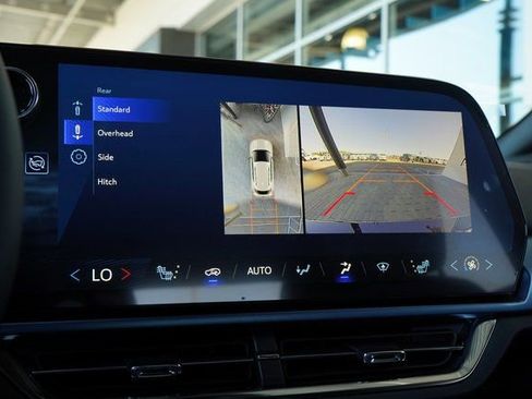 New 2025 Chevrolet Equinox EV LT FWD image 19