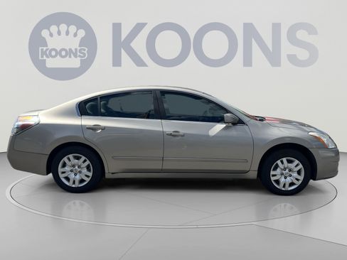 Used 2012 Nissan Altima 2.5 S FWD image 8