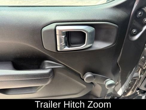 Used 2024 Jeep Gladiator Sport AWD/4WD image 20