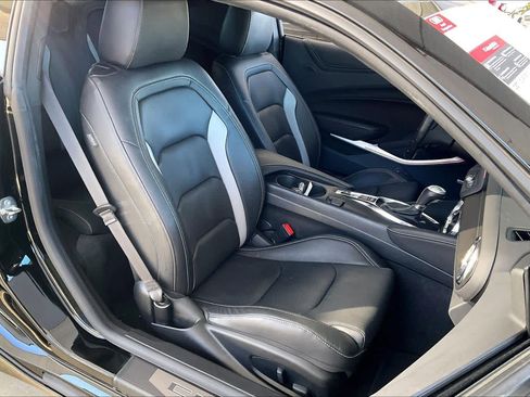 Used 2023 Chevrolet Camaro LT image 8