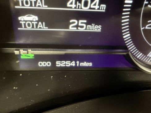 Used 2023 Toyota GR86 Premium w/ ALL Weather Mat Package (TMS) image 28